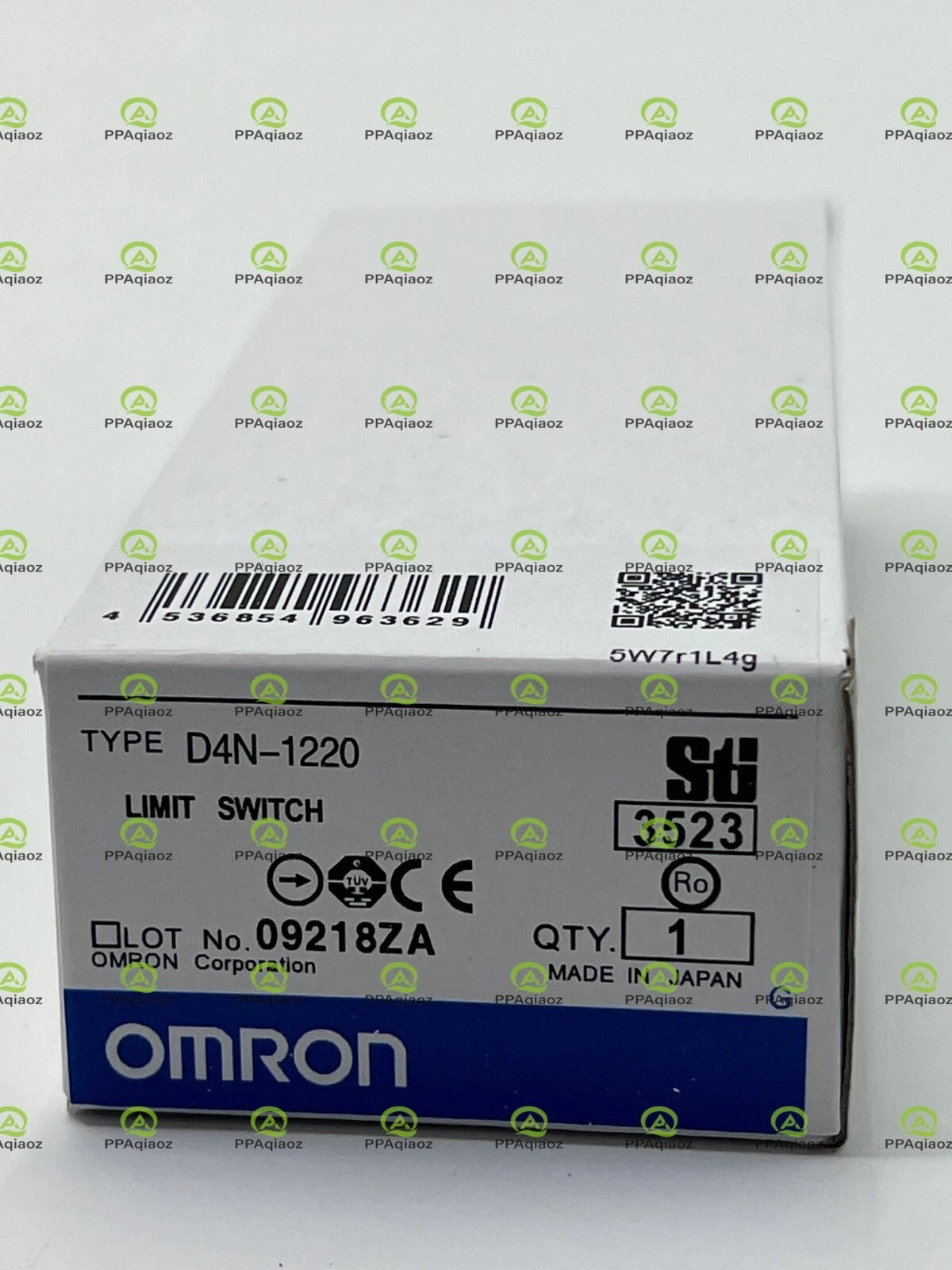 1PCS OMRON   limit switch D4N-1220 Fast Shipping