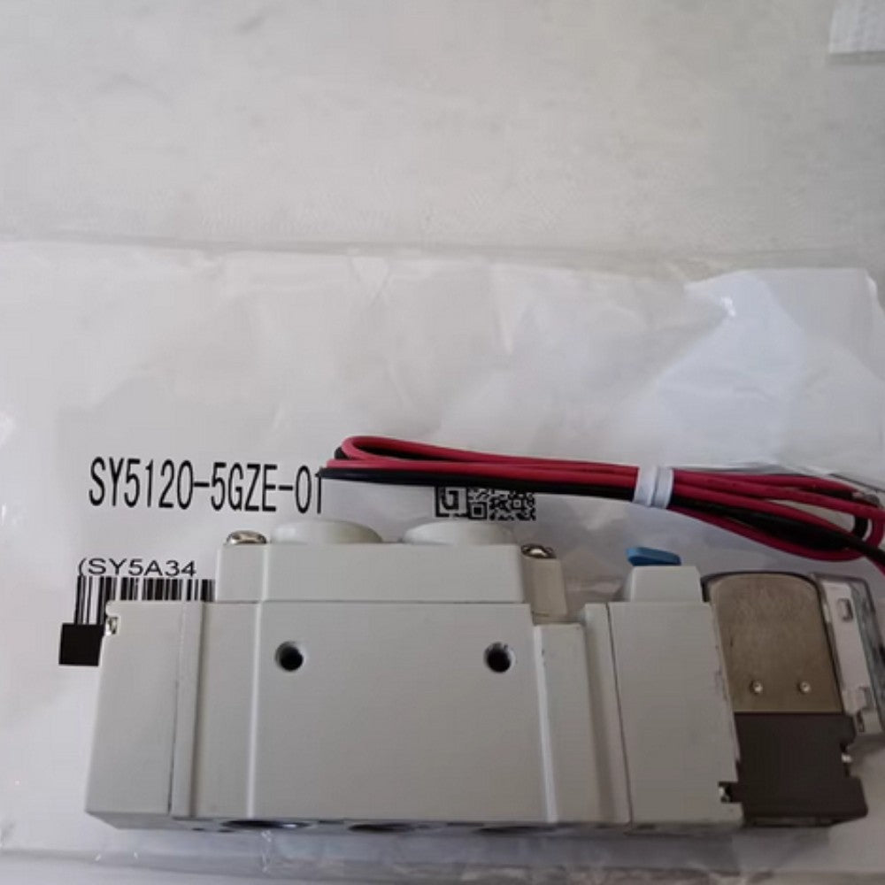 1PCS  FOR SMC Solenoid Valve SY5120-5GZE-01 Freight Free
