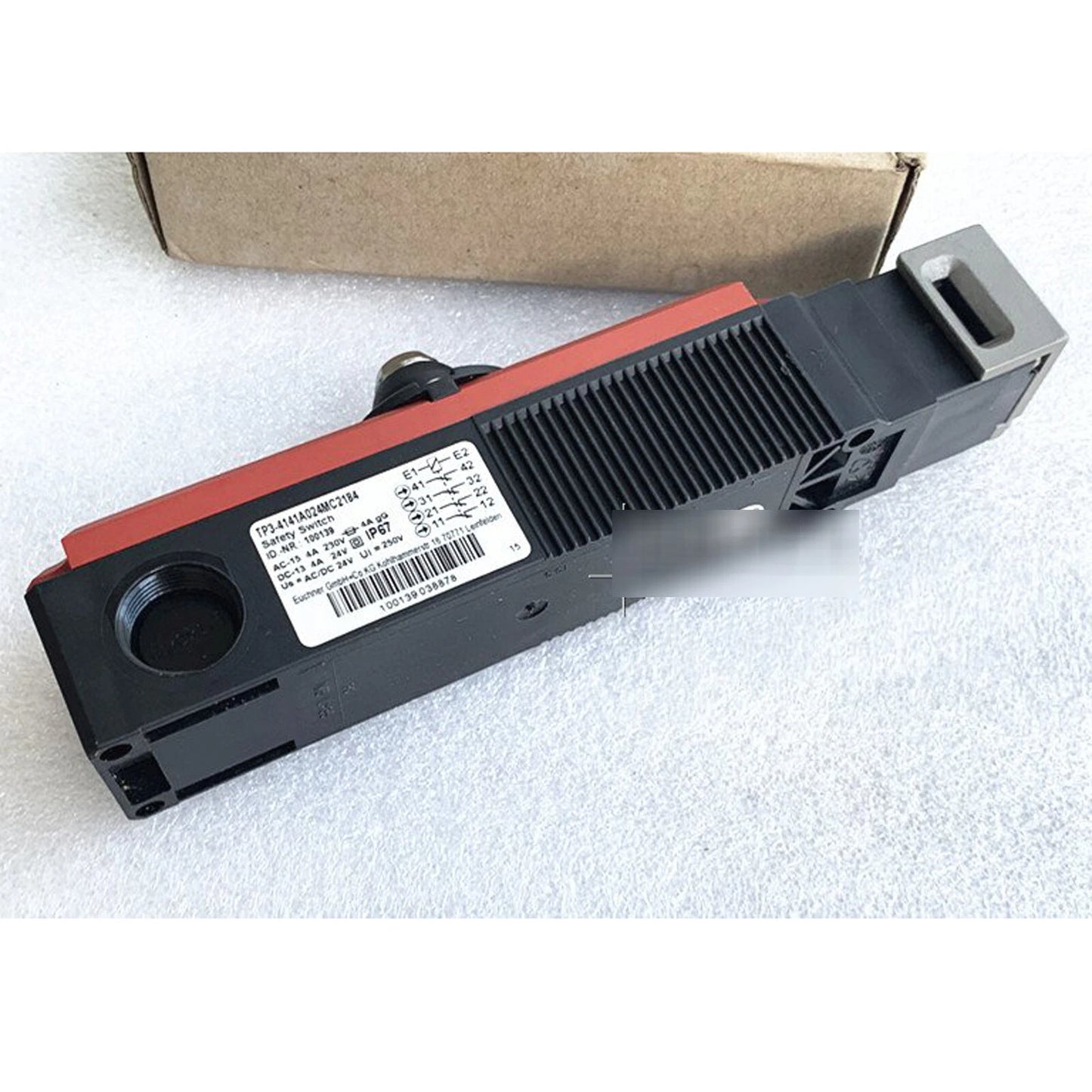 EUCHNER TP3-4141A024MC2184 100139 Safety Switch FAST SHIP#XR #P