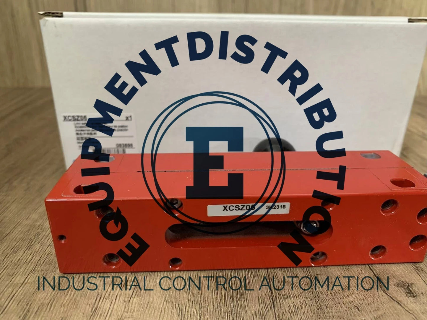 XCSZ05  Telemecanique Limit Switch with Box Free Shipping XCS-Z05 #P