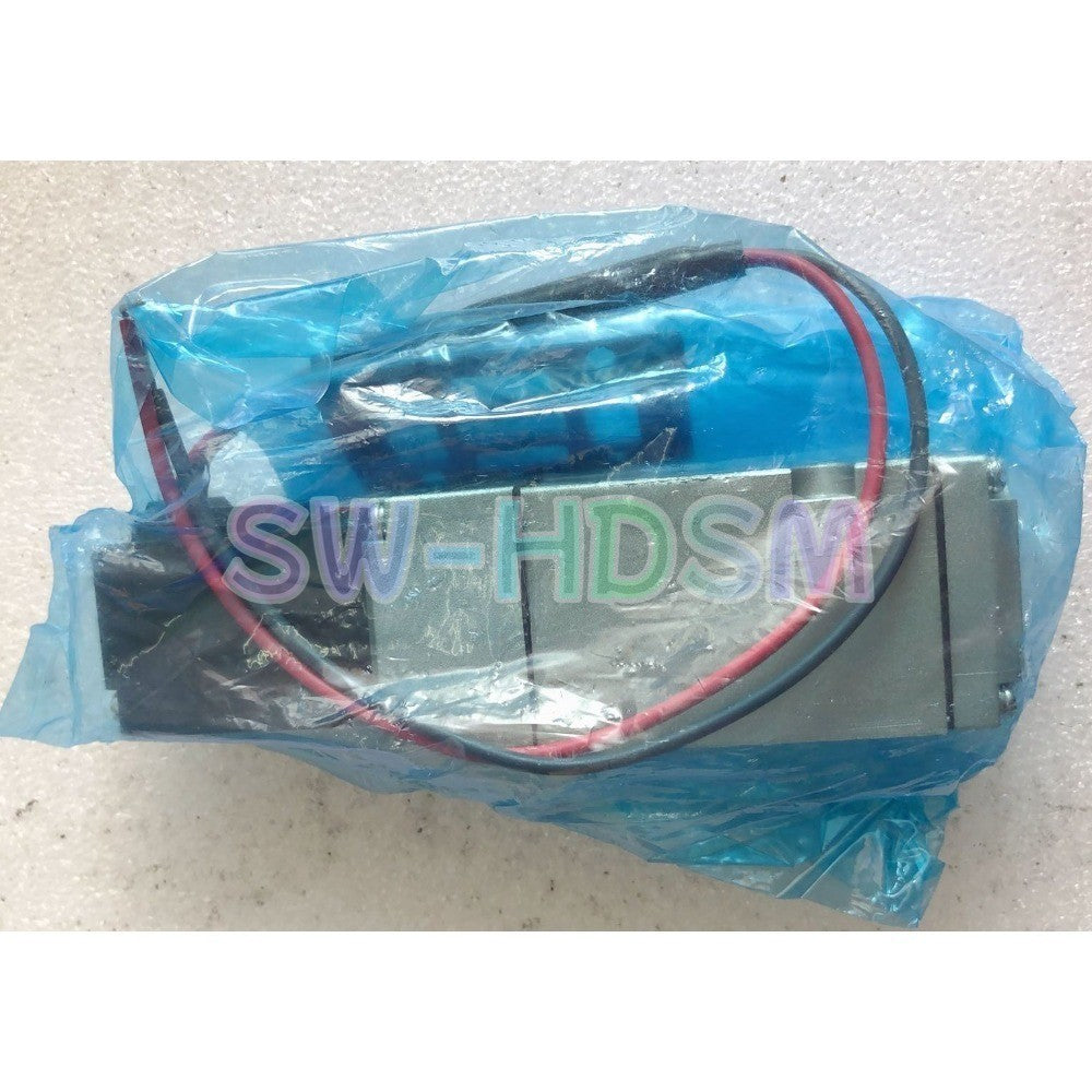 1PCS  for SMC VP544-5GS-A Solenoid Valve Quality Assurance Freight Free