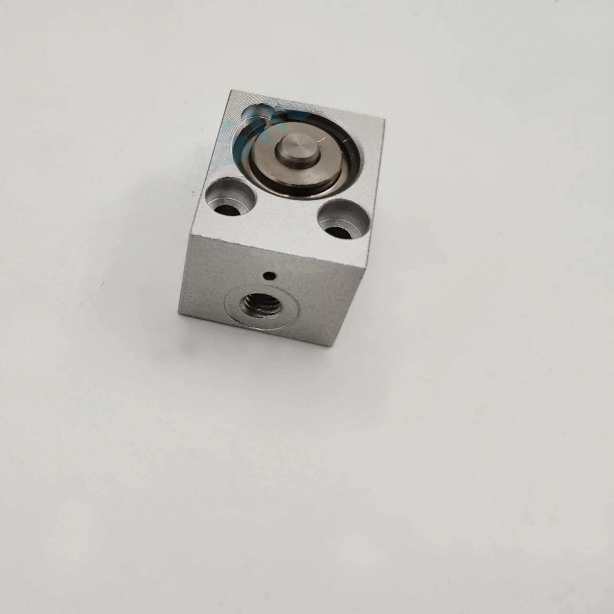 1PCS  FIT FOR Sewing machine accessories cylinder 9700 101100