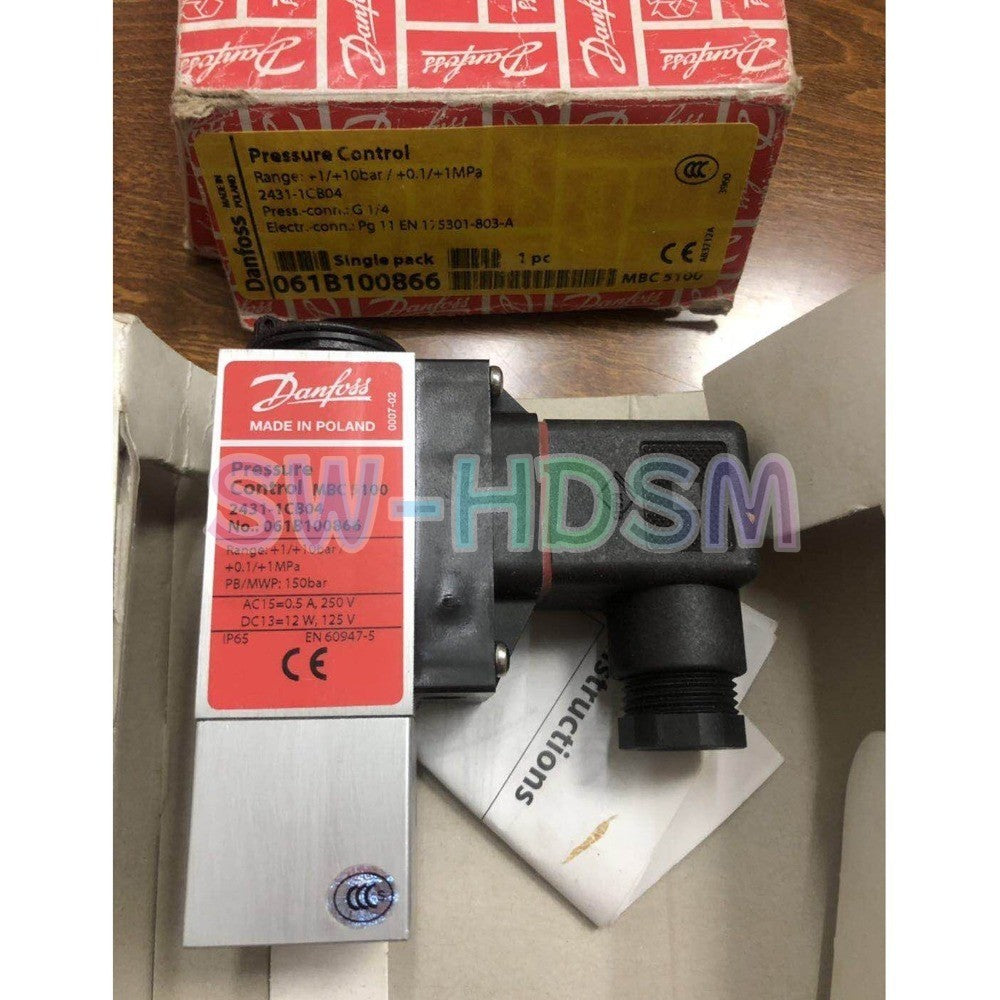 1PCS  for DANFOSS 061B100866 Pressure Switch Freight Free