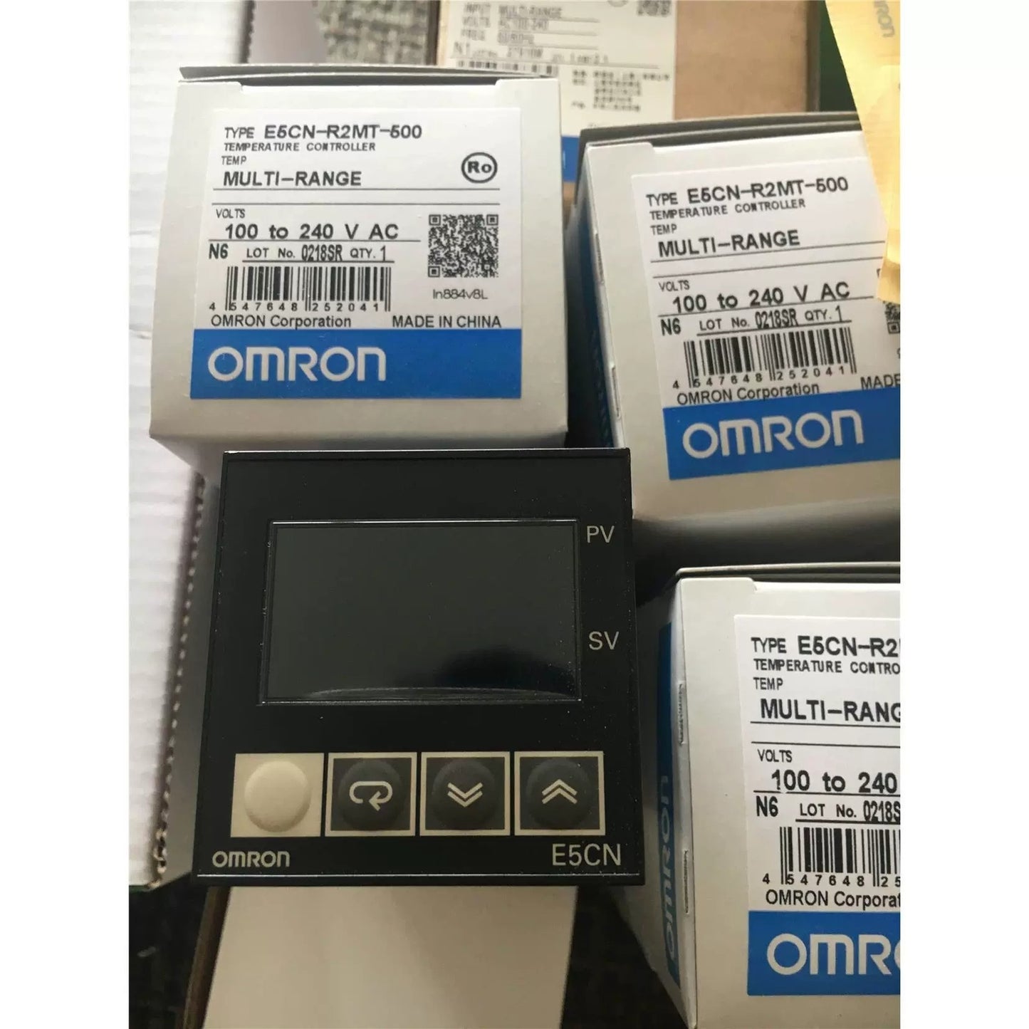 1/Piece  E5CN-R2MT-500 Omron Programmable Controller E5CNR2MT500 100-240V