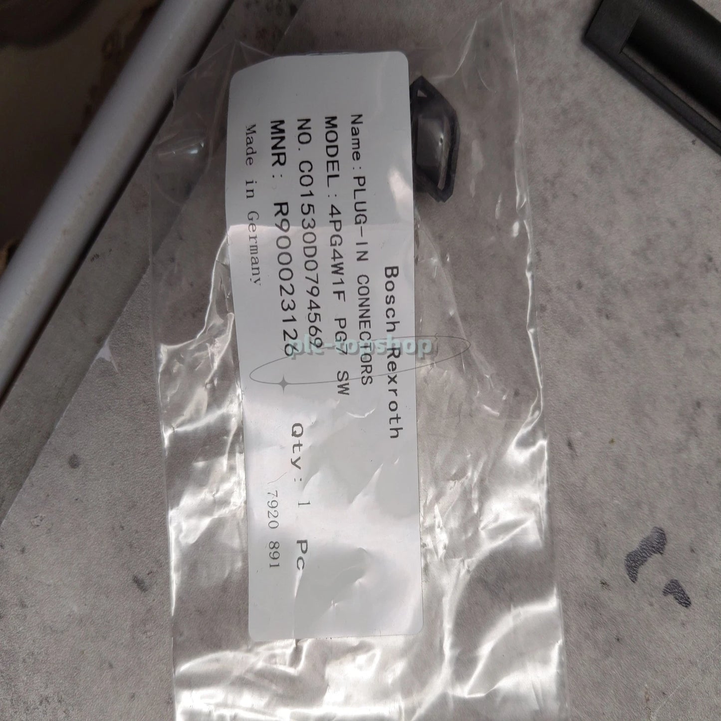 1Pcs  Rexroth BOSCH R900023126 #P