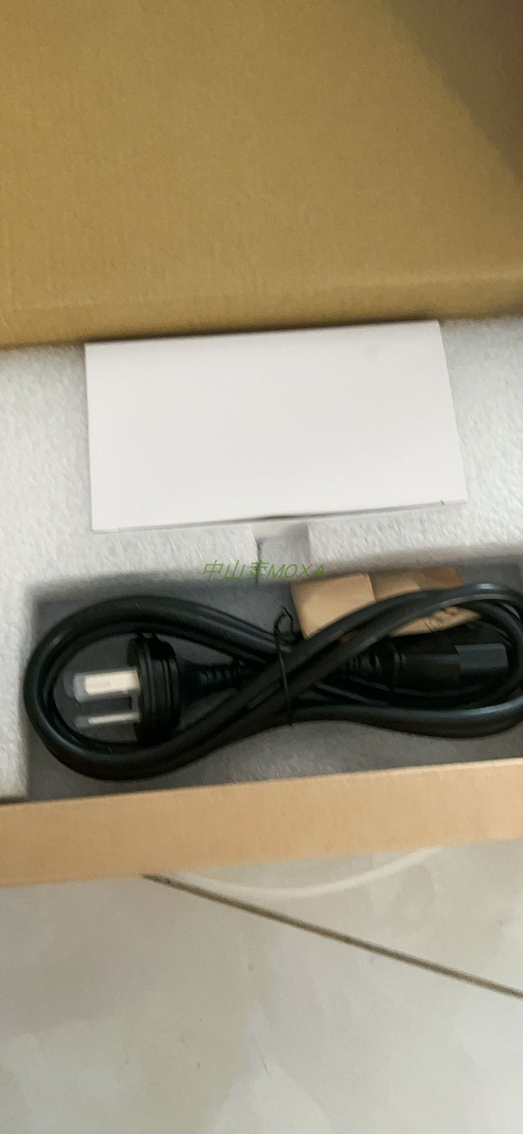 1pcs  MOXA NPORT 5610-8-DTL 8 Port RS232 Server