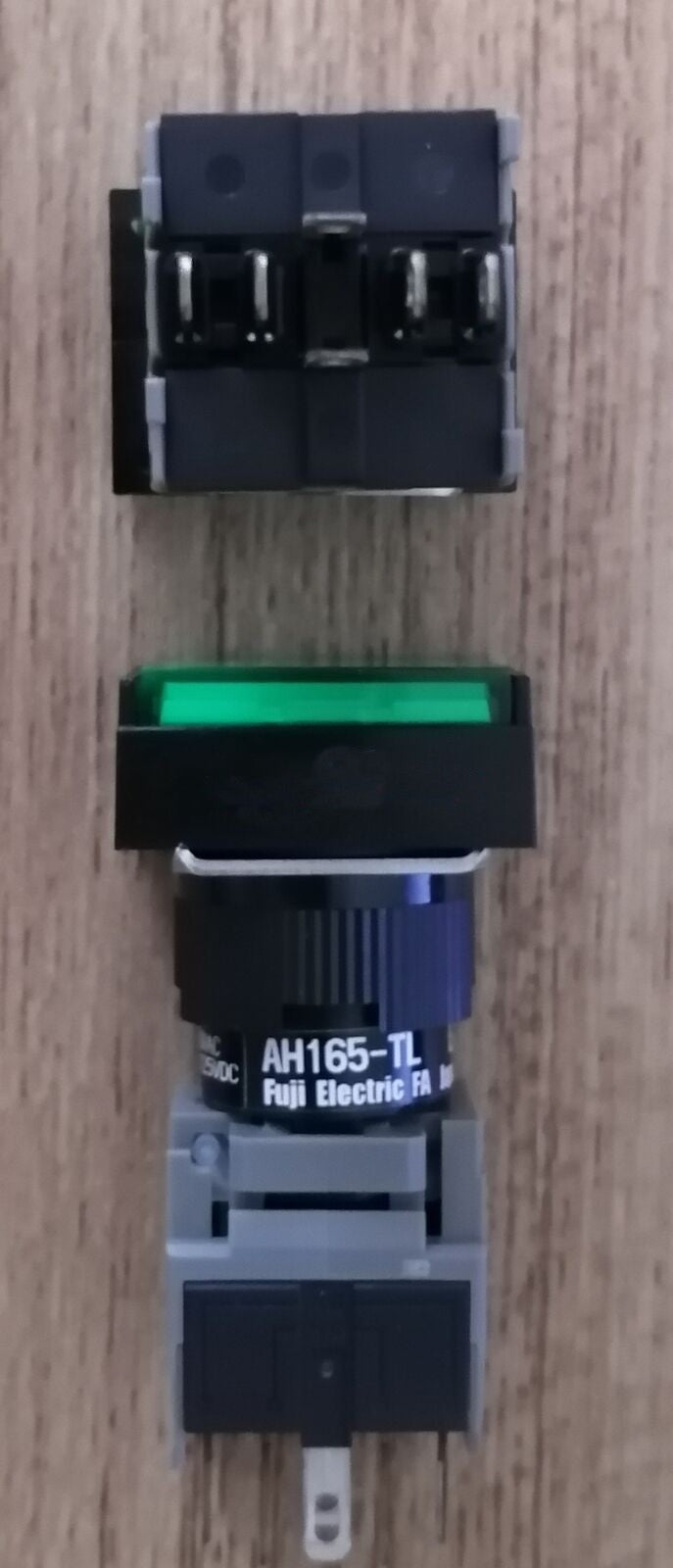 5pcs For Green Pushbutton Command Switch 24VDC LED For FUJI AH165-TLG11E3