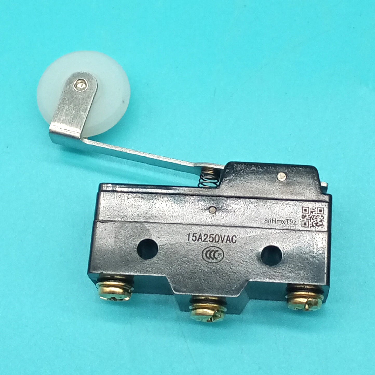 1PC  Omron Z-15GW25-B Switch Z15GW25B FAST SHIP #P