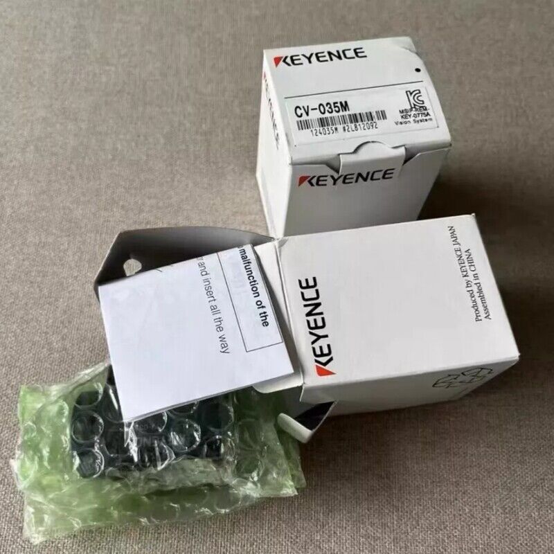 1PC  Keyence CV-035M CCD Industrial Camera CV035M   Free Shipping