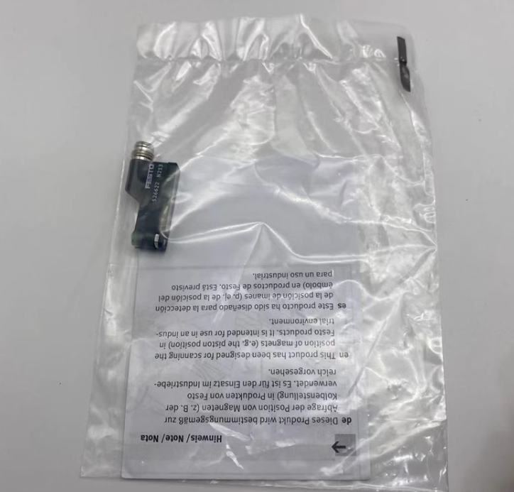 FESTO SME-8-SL-LED-24 Proximity Sensor 526622