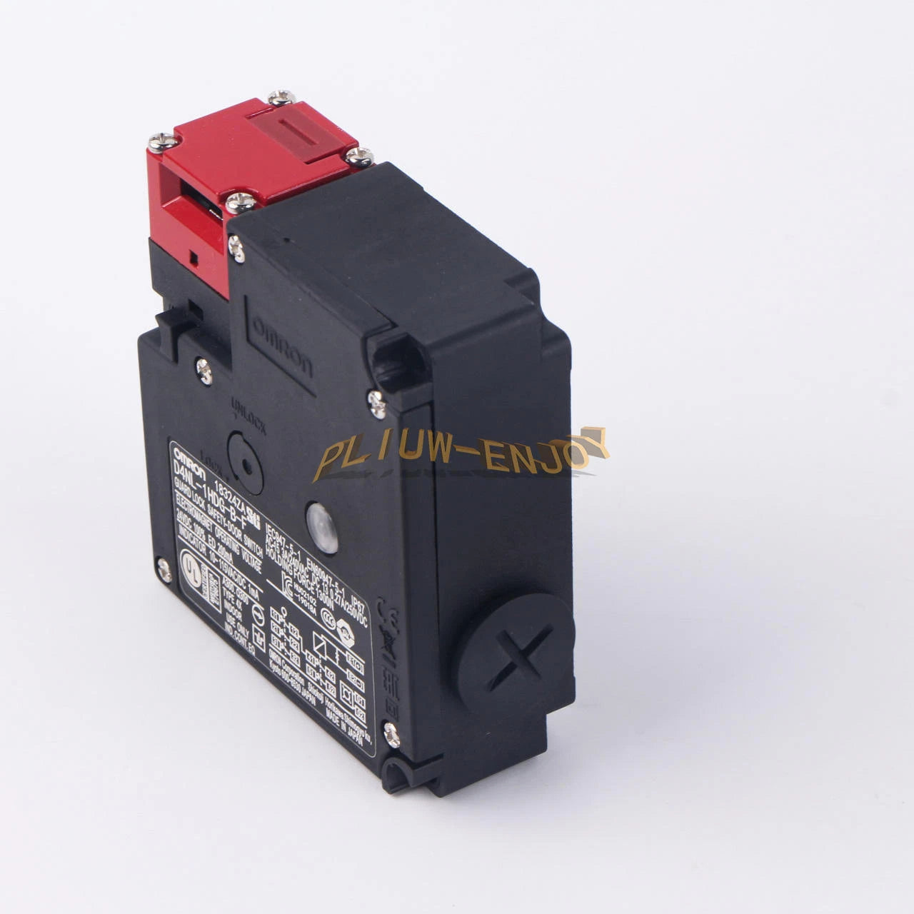 ONE  OMRON safety door switch D4NL-1HDG-B-F #P