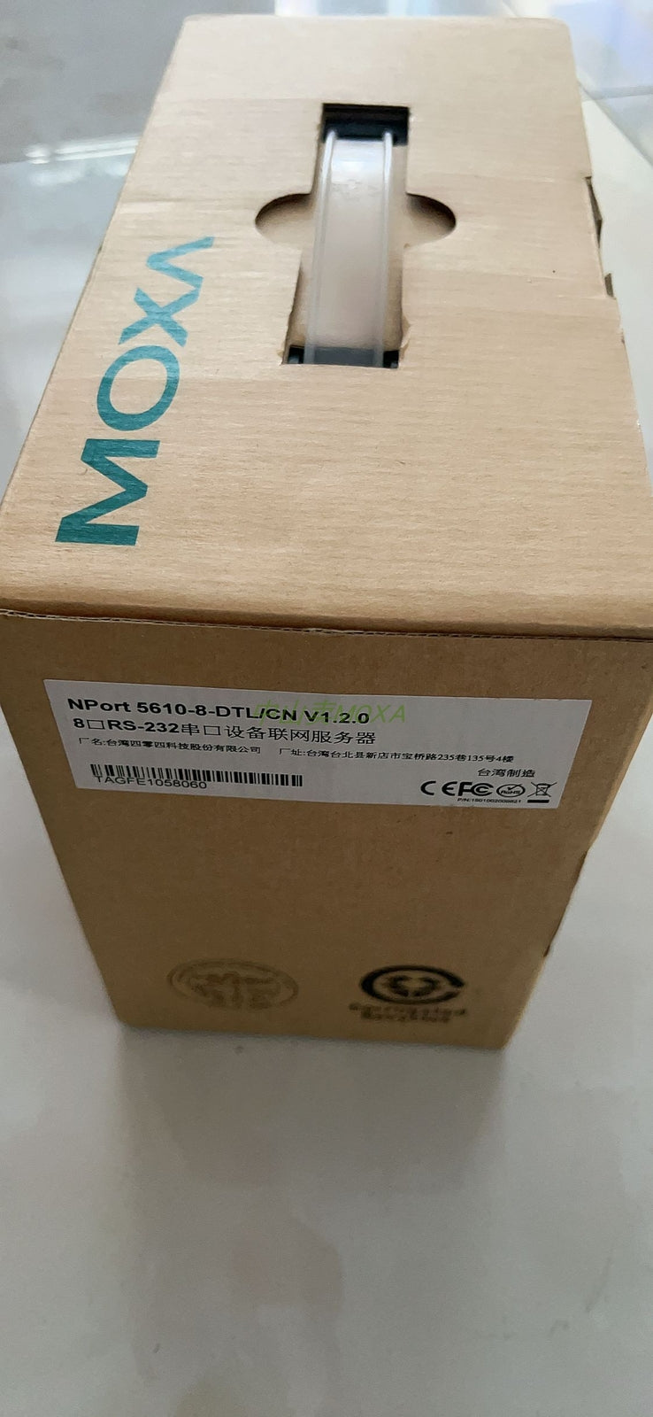 1pcs  MOXA NPORT 5610-8-DTL 8 Port RS232 Server