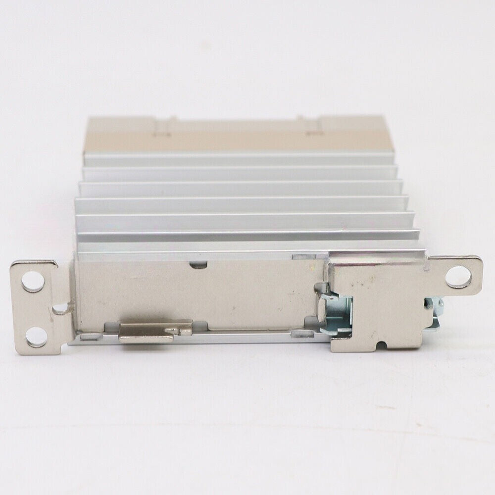 1pcs  Omron G3PE-225B Solid State Relay G3PE225B