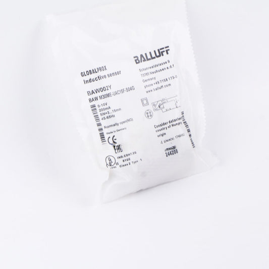 one  BALLUFF BAW002Y BAW-M30ME-UAC15F-S04G BAW M30ME-UAC15F-S04G