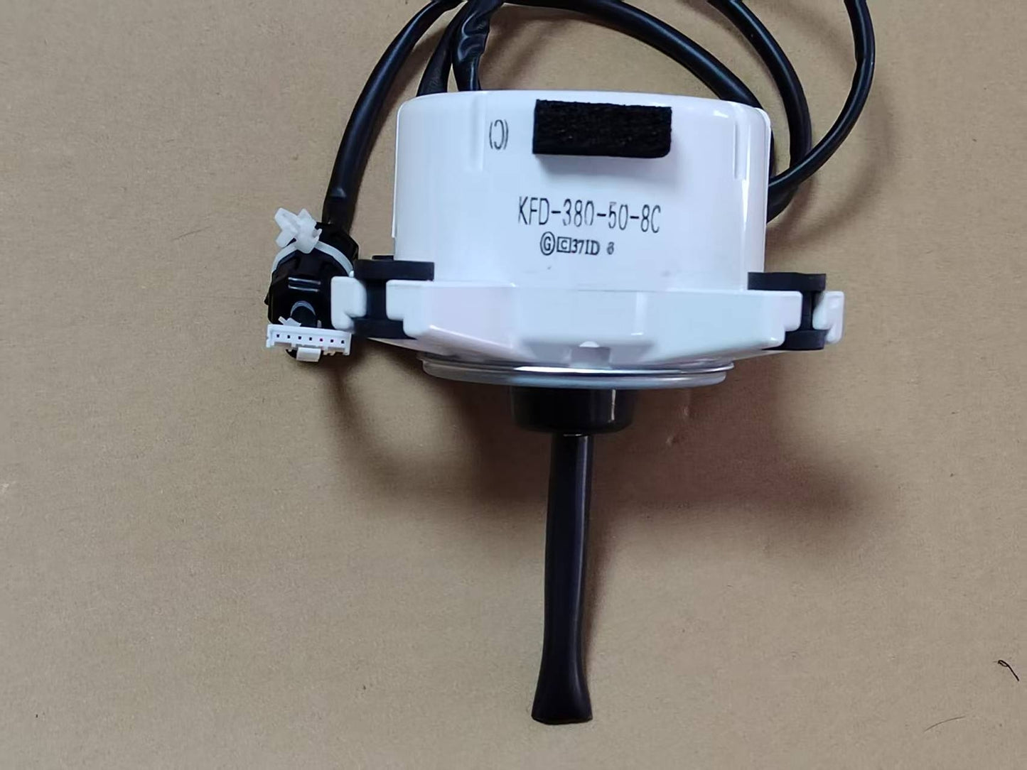 1PC  Daikin Air Conditioning KFD-380-50-8C 53W RXS60/72GMV2C Motor Fan