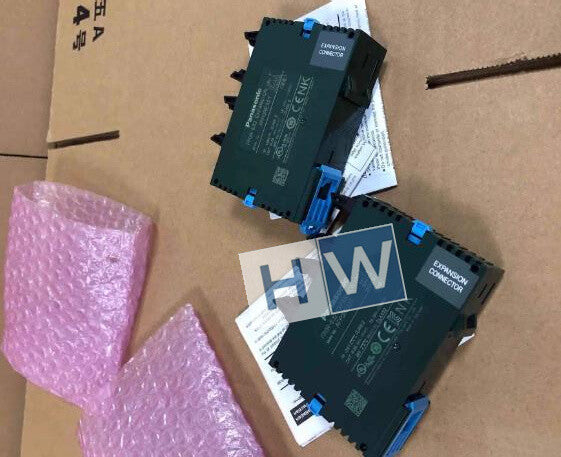 1PC  AFP0RE32T FP0R-E32 FP0R-E32T Expansion Module (Expedited )