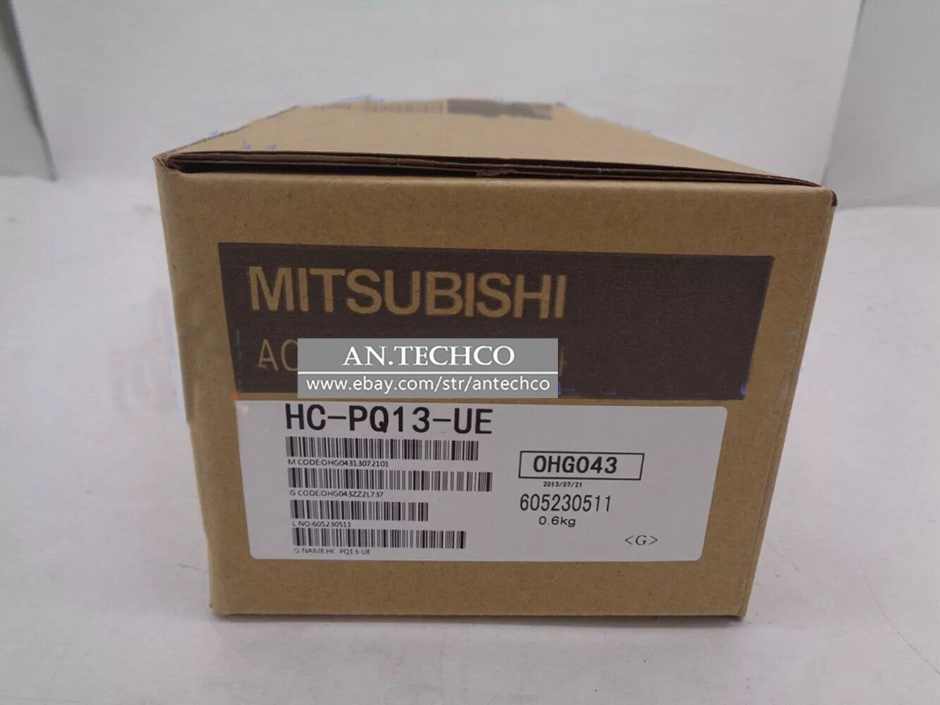 1PCS  Mitsubishi AC Servo Motor HC-PQ13-UE