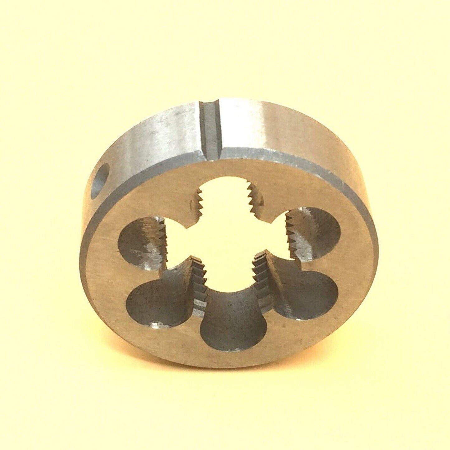 25mm x 1.5 Metric Right hand Die M25 x 1.5mm Pitch