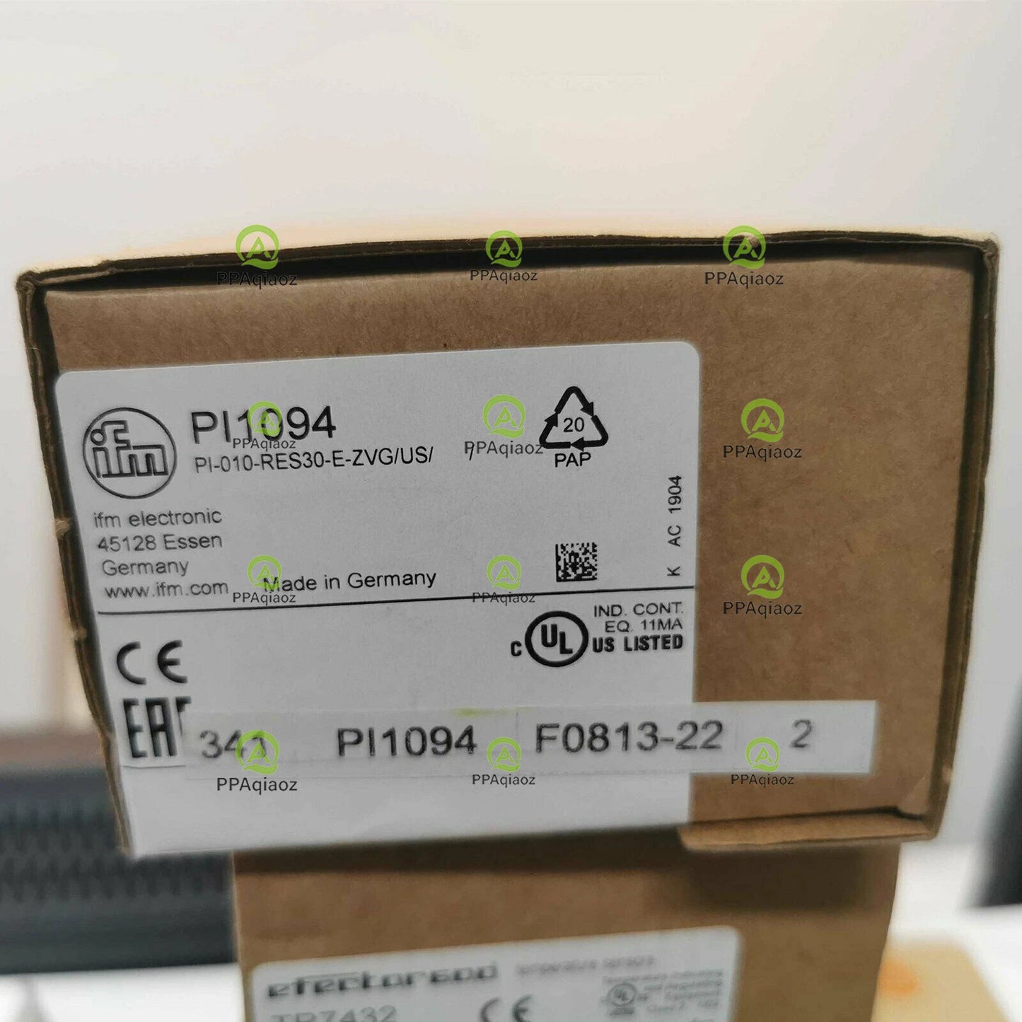 1PC  IFM PI1094 Pressure Sensor In Box ping