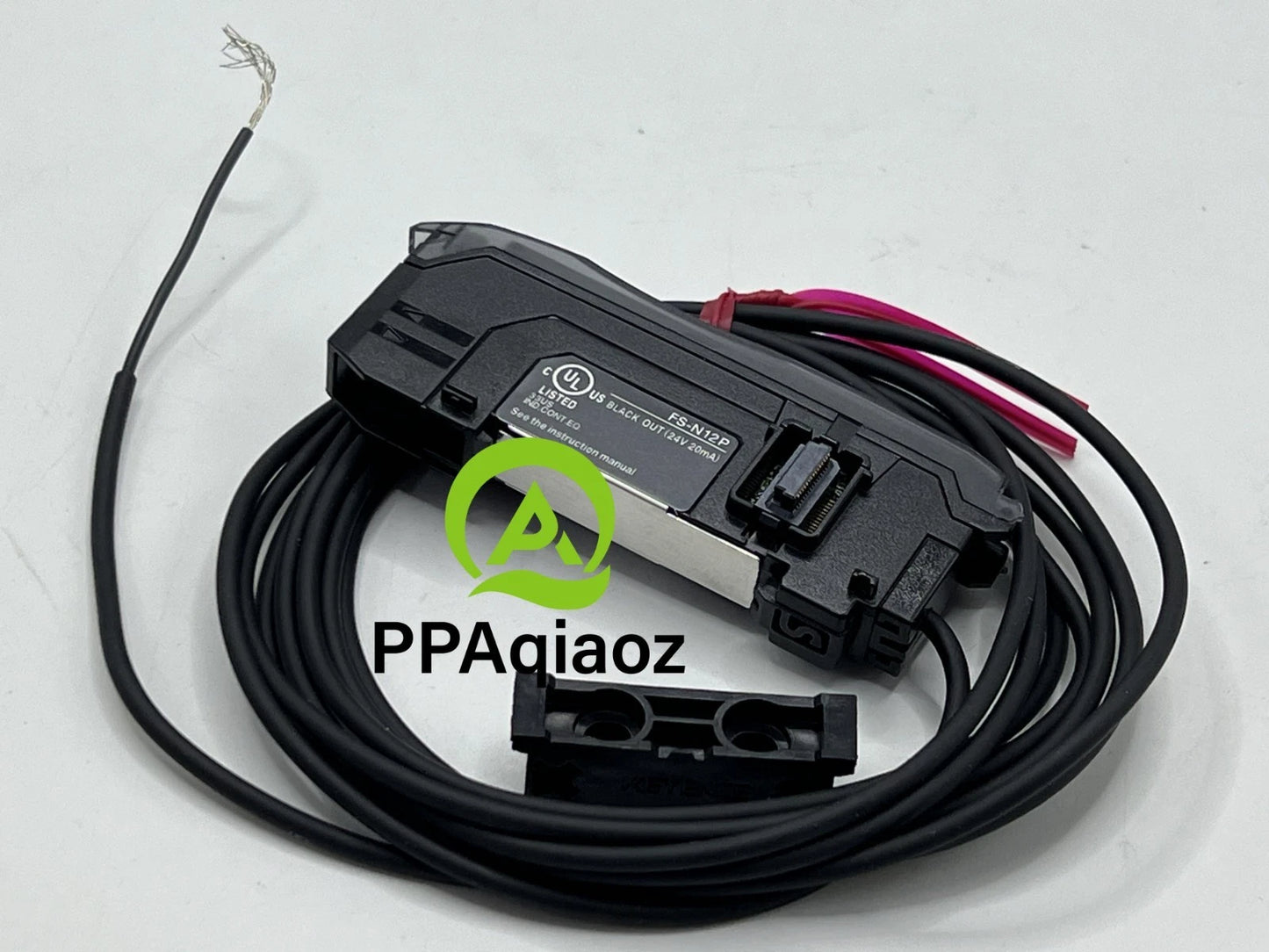 KEYENCE FS-N12P Fiber Amplifier Sensor #P