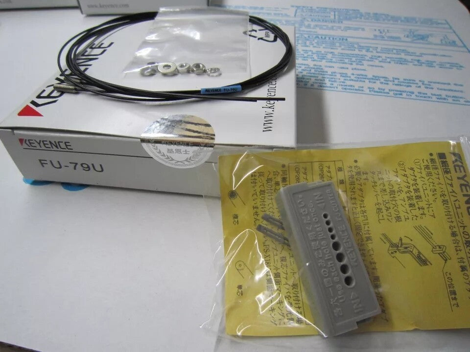 1pcs KEYENCE FU-79U Fiber Optic Sensors FU79U  One Free Shipping