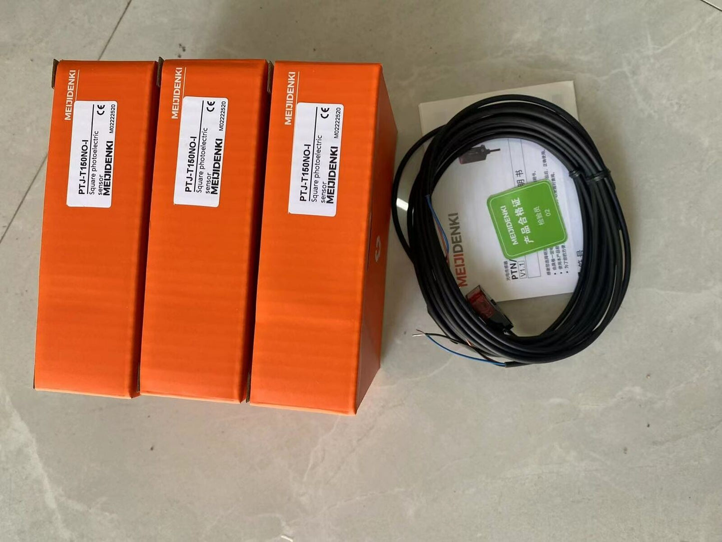 1pcs  sensor PTJ-T150NO-I Photoelectric switch