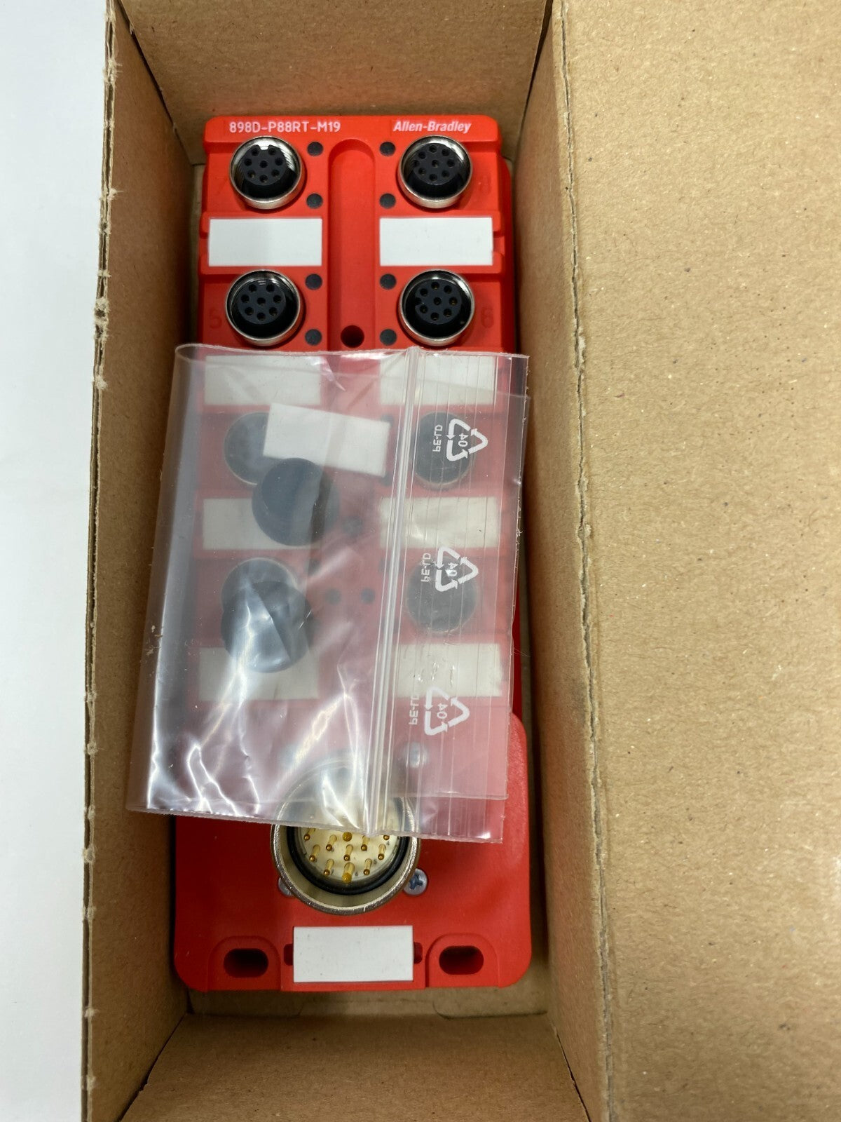 For Allen-Bradley 898D-P88RT-M19 Safety Wired Distribution Box 8-Ports LED