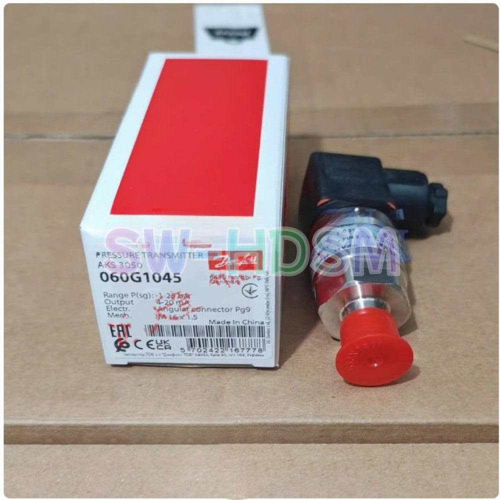 1PCS  for Danfoss AKS3050 060G1045 Pressure Sensor Freight Free