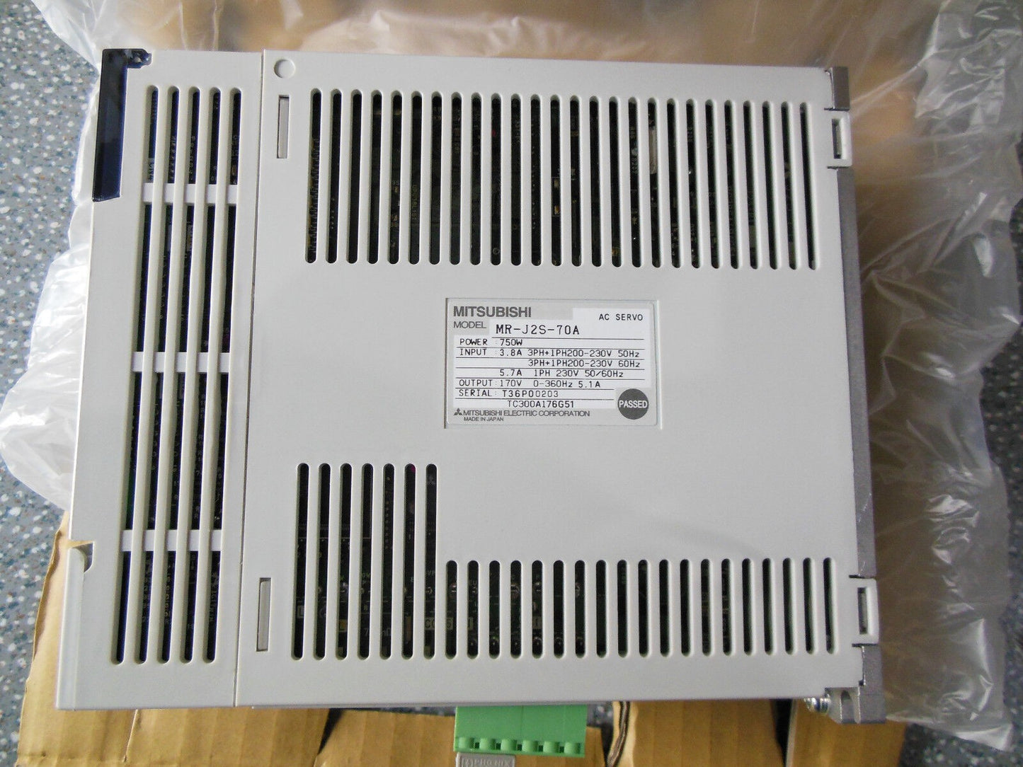 1PC For MITSUBISHI MR-J2S-70A Servo Drive MRJ2S70A