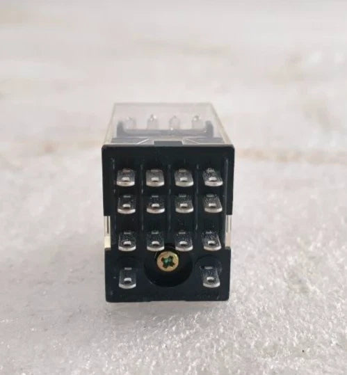 Lot of 7 OMRON MY4N Power Relay AUX.  Fast Shipping  /
