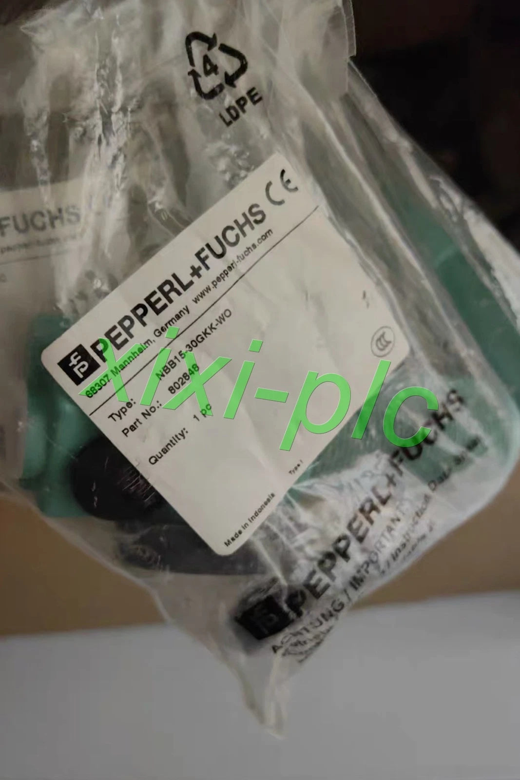 1pcs  P+F NBB15-30GKK-WO Proximity sensors  shipping #P