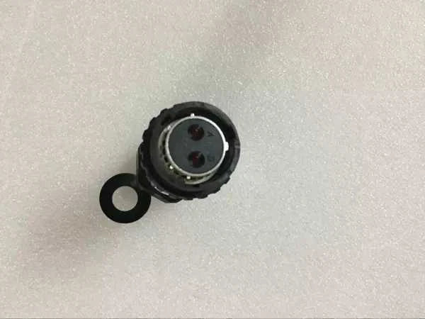 1PC RNT 447 32/02 Ericsson 2 WAY PLUG Connector