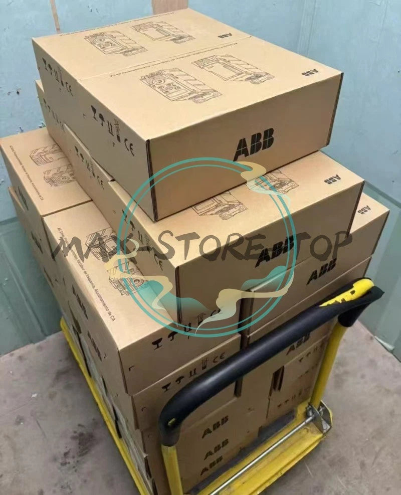 1 PC  ACS880-01-210A-7 Frequency Converter Shipping UPS or
