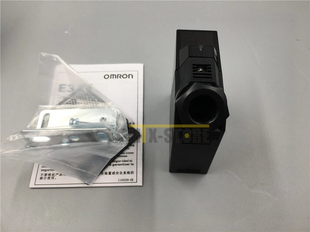 1PCS Omron   photoelectric switch E3JM-R4M4 Sensor&Proximity Switch #P