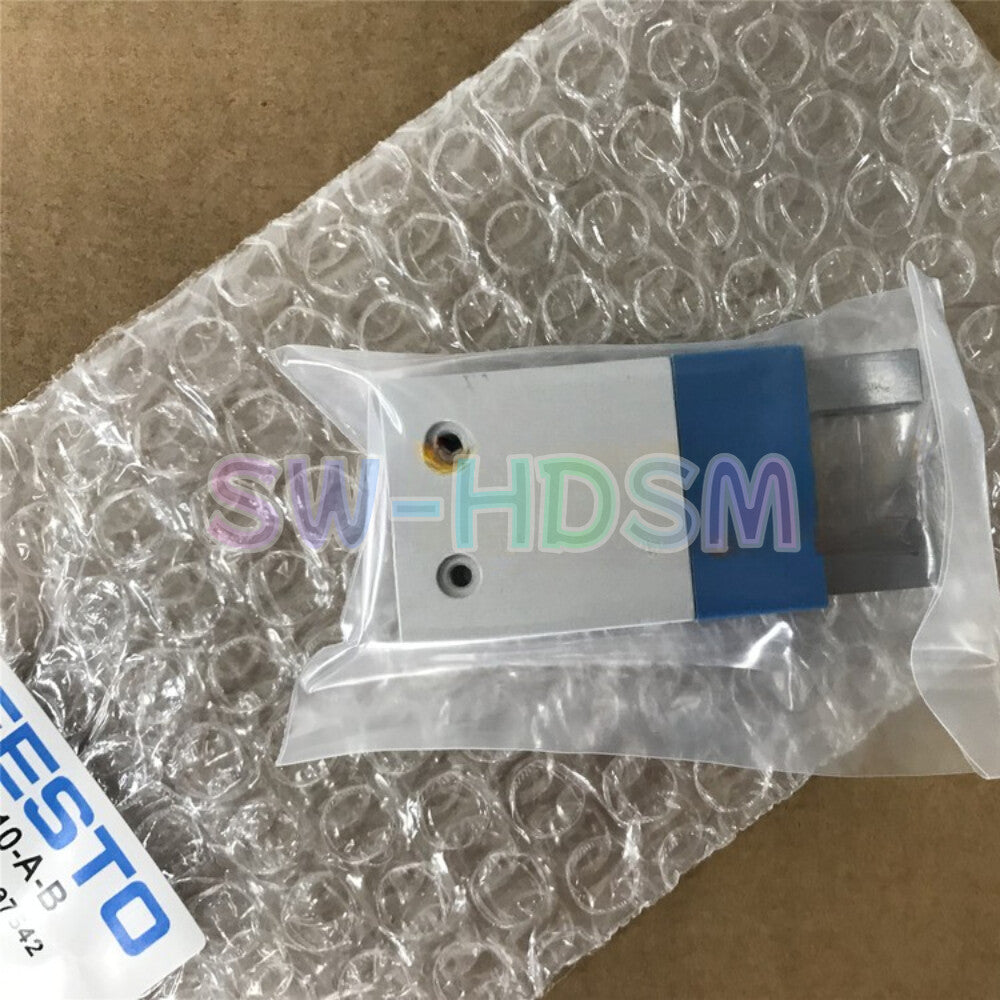 1PCS  For Festo   ones Pneumatic Gripper HGP-10-A-B 197542