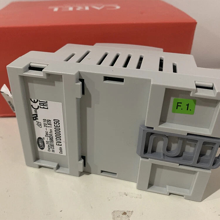 1pc  CAREL Temperature Controller EVD0000E50