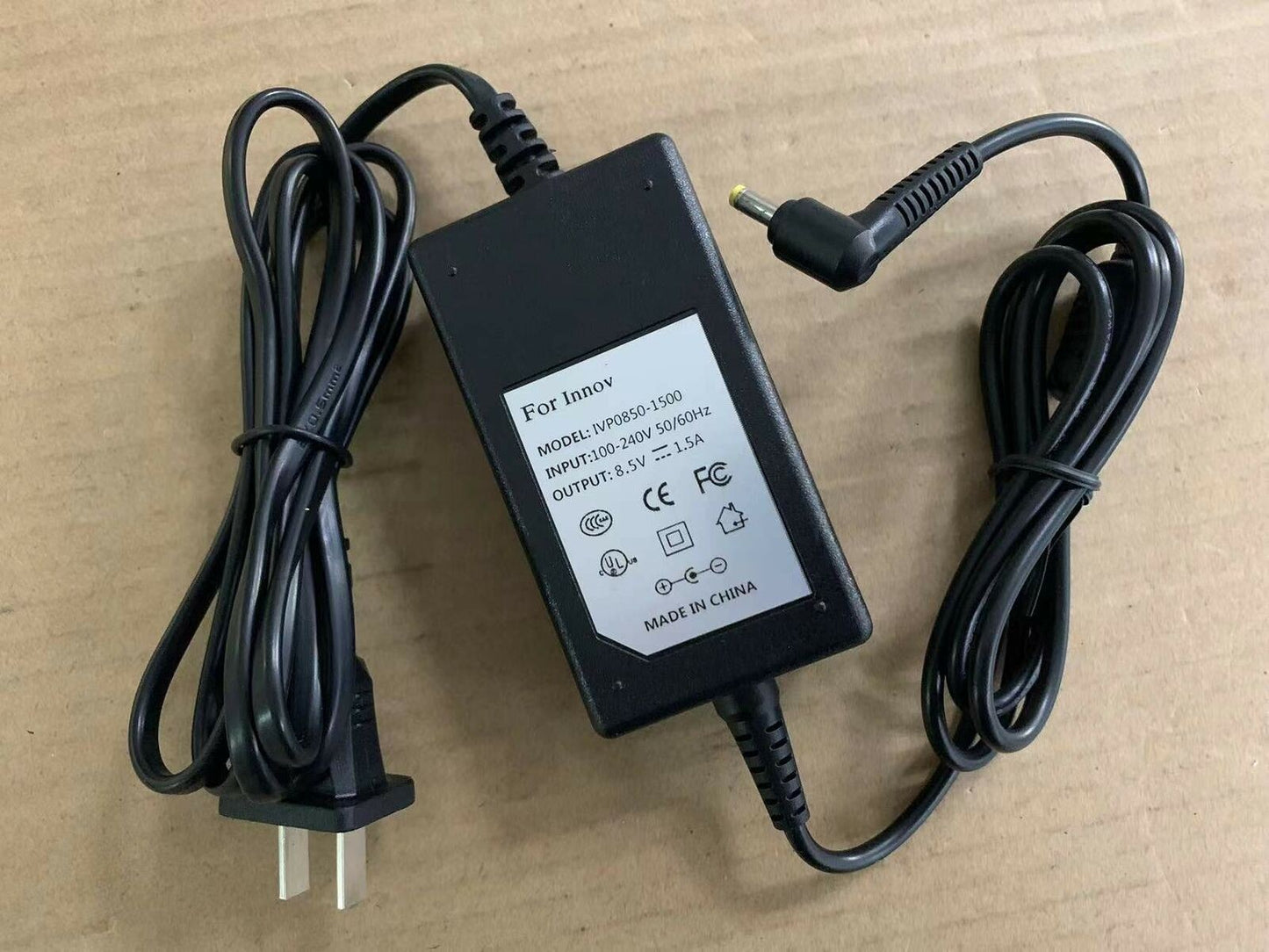 Innov IVP0850-1500 Universal Power Adapter