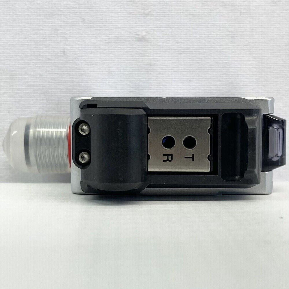 1PC  Keyence LR-WF10C Laser Sensor Fiber M12 Connector 4-Pin