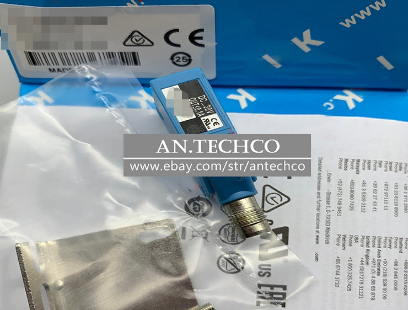 1PCS WL100-2P4439   Photoelectric switch sensor