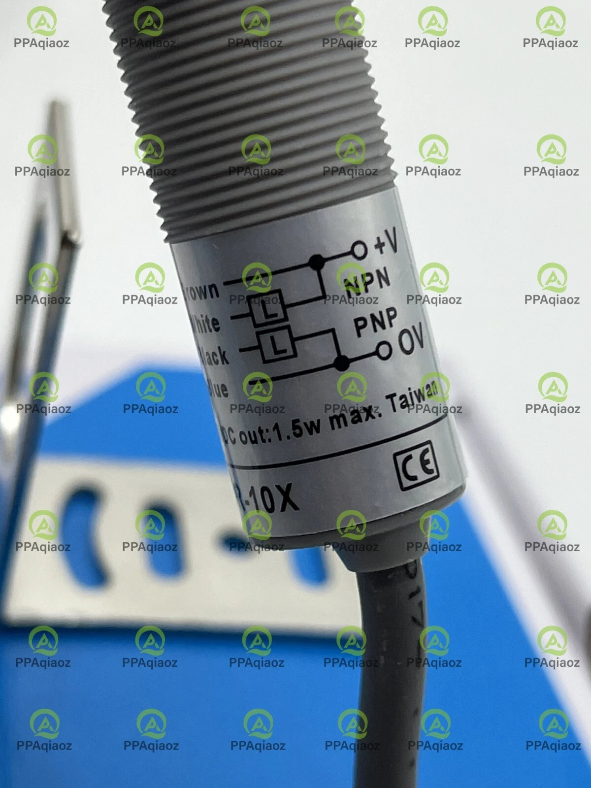 1pcs Fotek Photoelectric Sensor CDR-10X CDR10X
