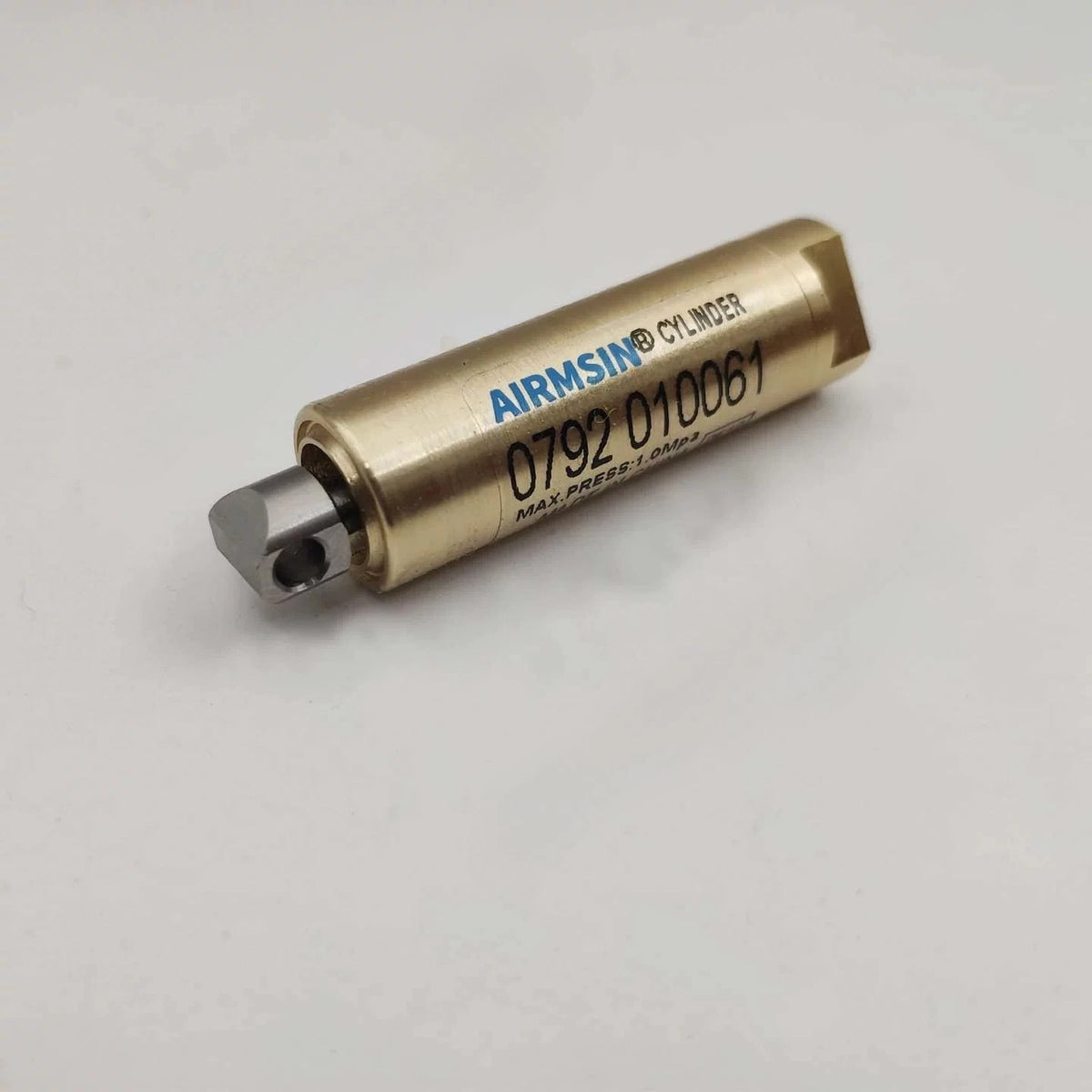 1PCS  FIT FOR Sewing machine accessories cylinder 0792 010061