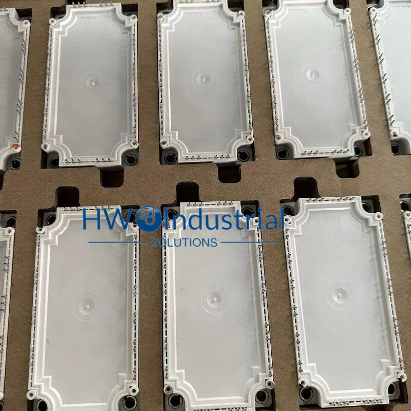Infineon IGBT Power Module FS100R12KT4G