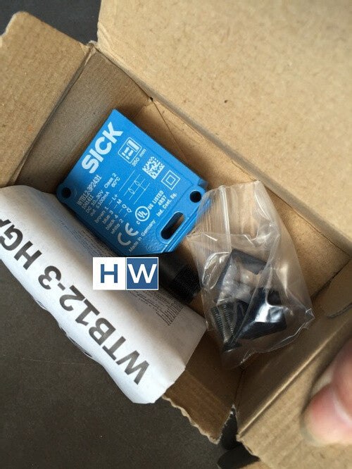 SICK WTB12-3P2431 Small Photoelectric Sensors ,PNP, Kd