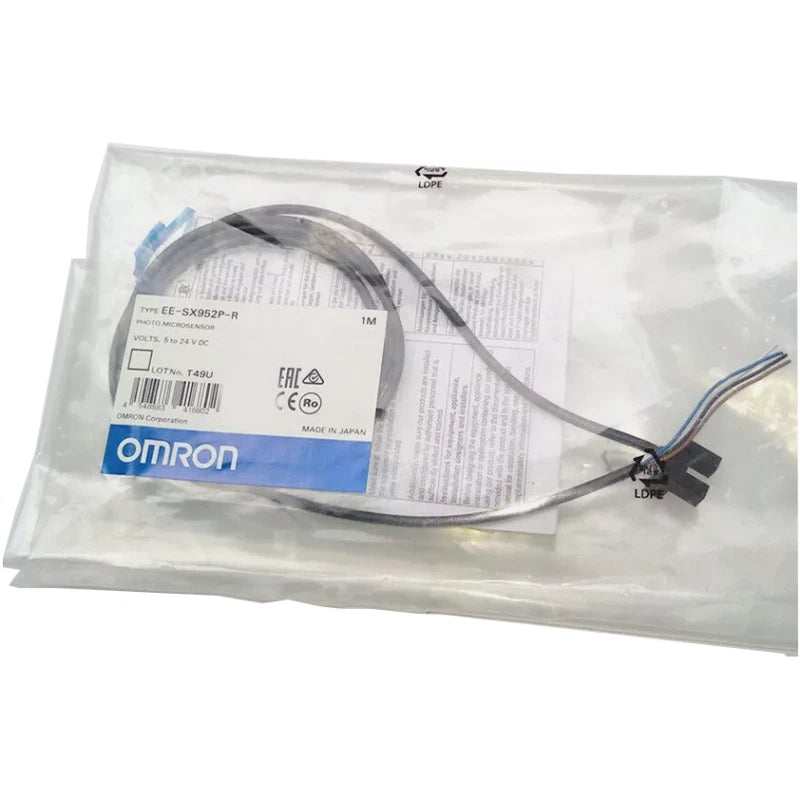 1PC Omron EE-SX952P-R 1M Photoelectric Sensor Switch EESX952PR Free shipping #P