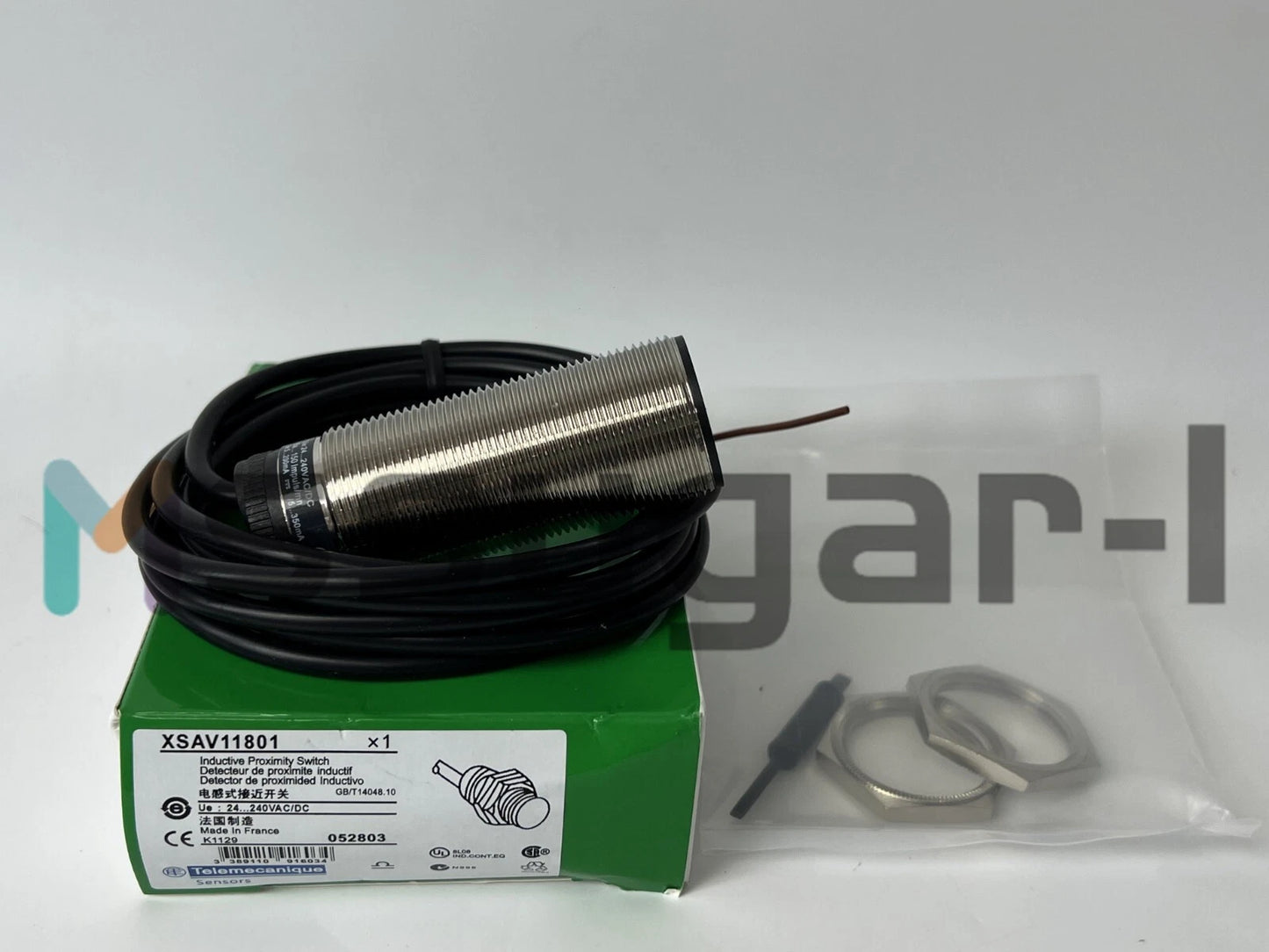 1PC  Schneider XSAV11801 Telemecanique Proximity Switch Free Ship XSA-V11801
