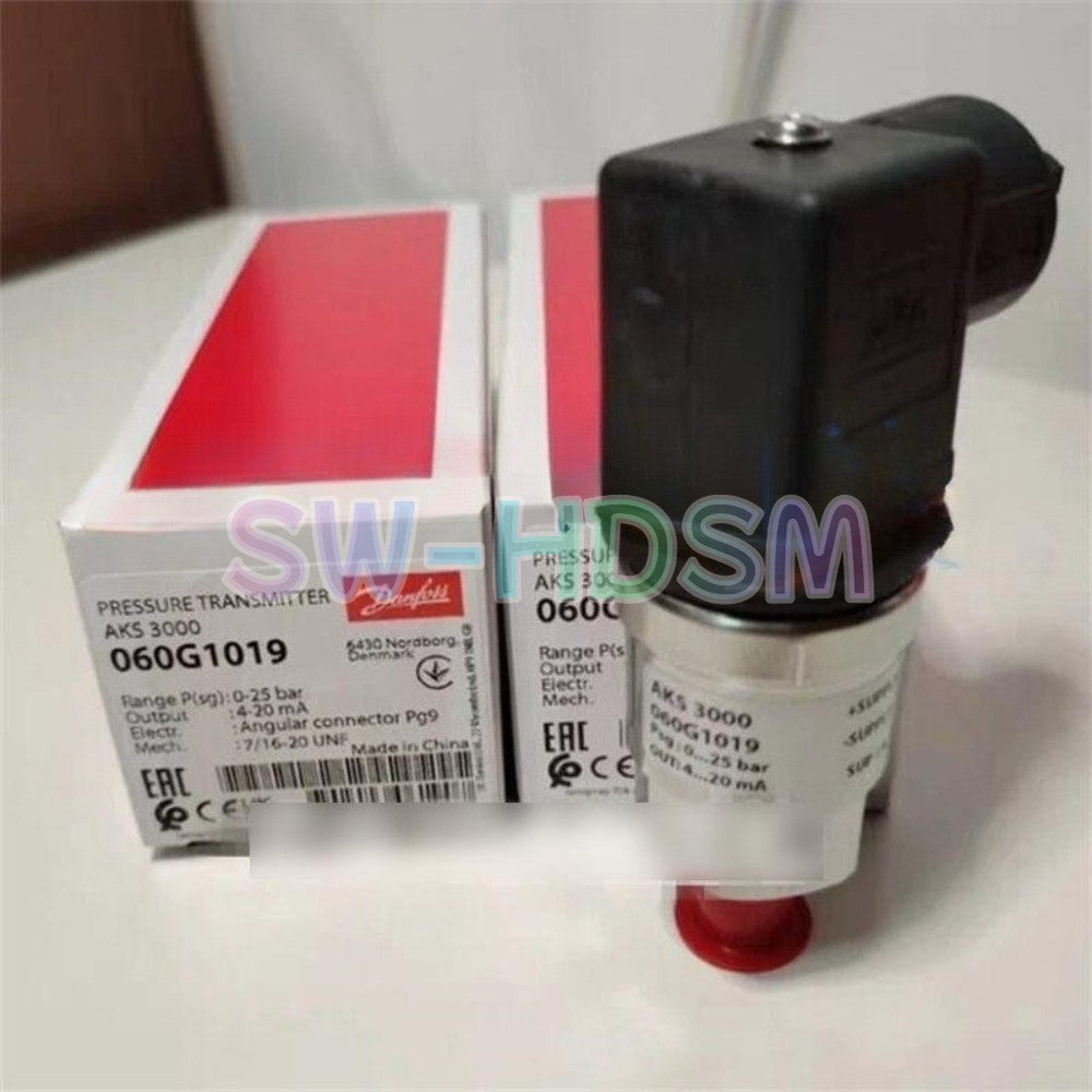 1PCS  for Danfoss Pressure Transmitter AKS3000 060G1019 Freight Free
