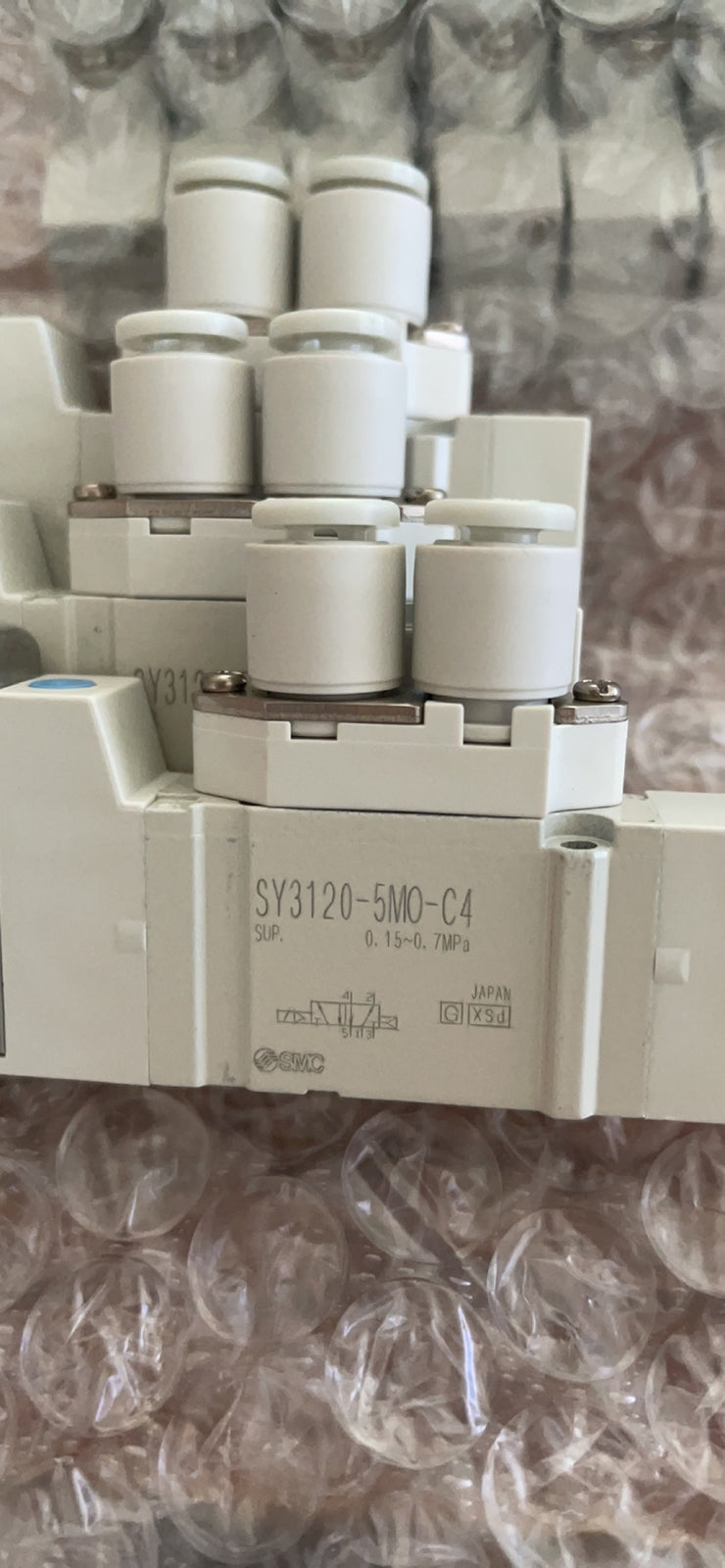 1pcs SMC SY3120-5MO-C4 Solenoid Valve
