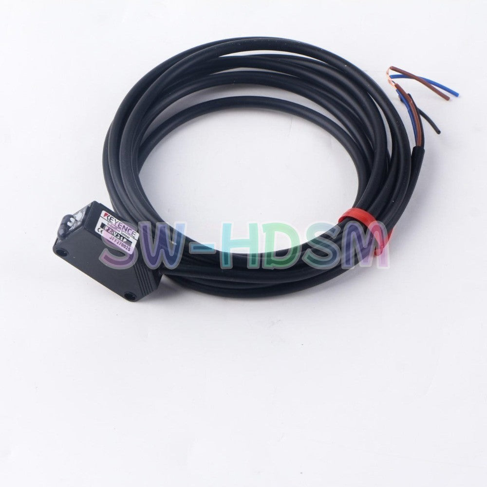 1PCS  for Keyence Photoelectric Sensor PZ-V31P Freight Free