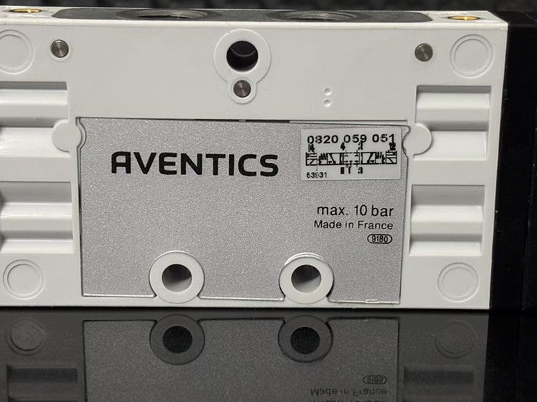 1pcs  AVENTICS solenoid valve 0820059051 Fast delivery