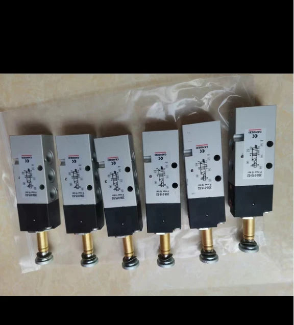 . CAMOZZI solenoid valve 358-015-02 1PCS  shipping #P